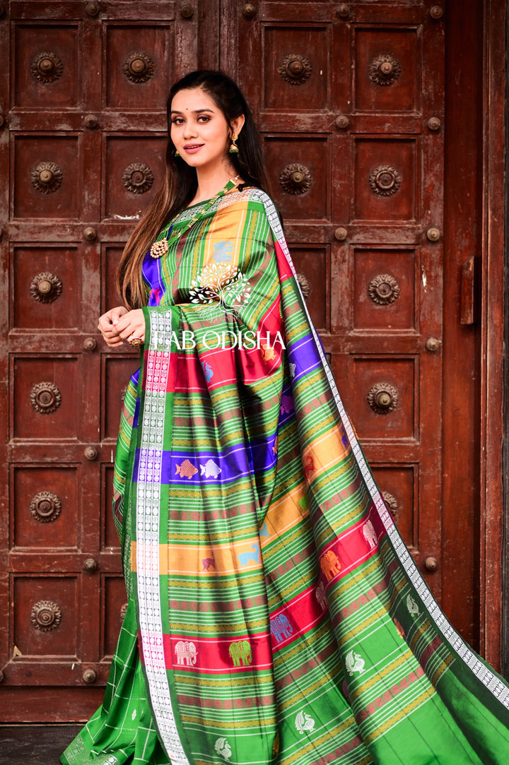 “GREEN VIRANGNA" BERHAMPURI DOUBLE PALLU SAREE