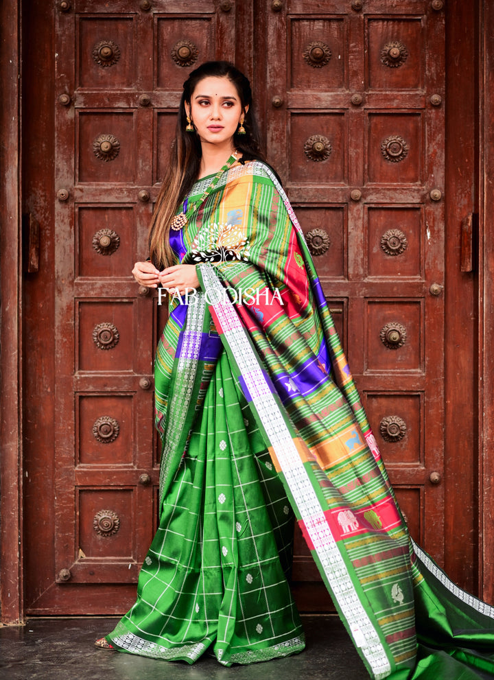 “GREEN VIRANGNA" BERHAMPURI DOUBLE PALLU SAREE