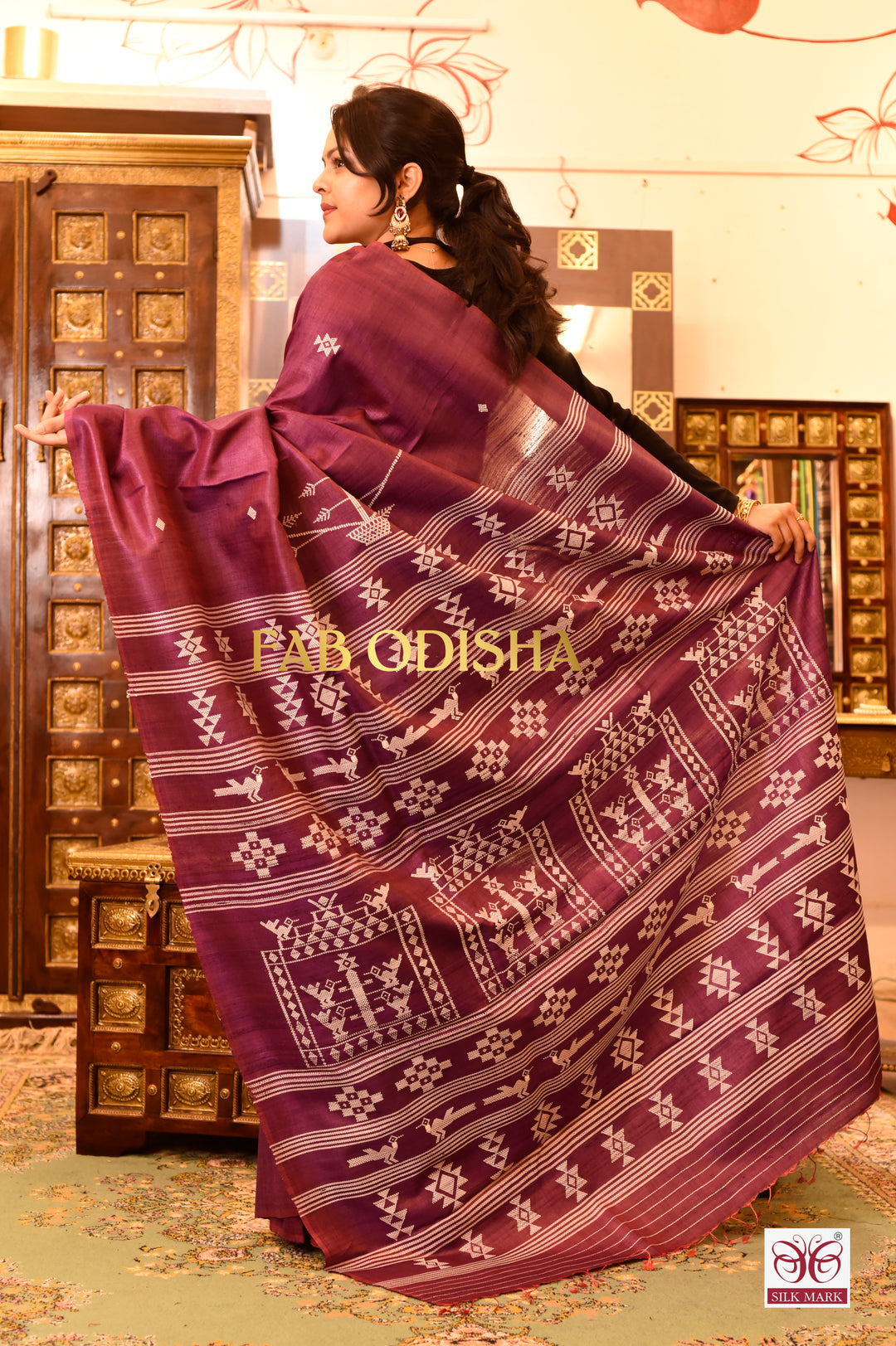DIVYARANGI SUKRITI BOMKAI HERITAGE FINE TUSSAR HANDLOOM SILK SAREE