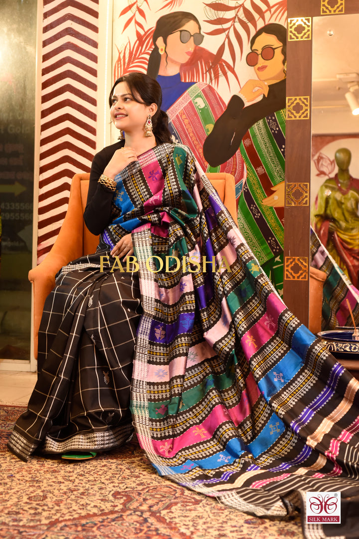 "RAAT-KALI " BLACK BUTI DOUBLE ANCHAL BERHAMPURI PATTA SAREE