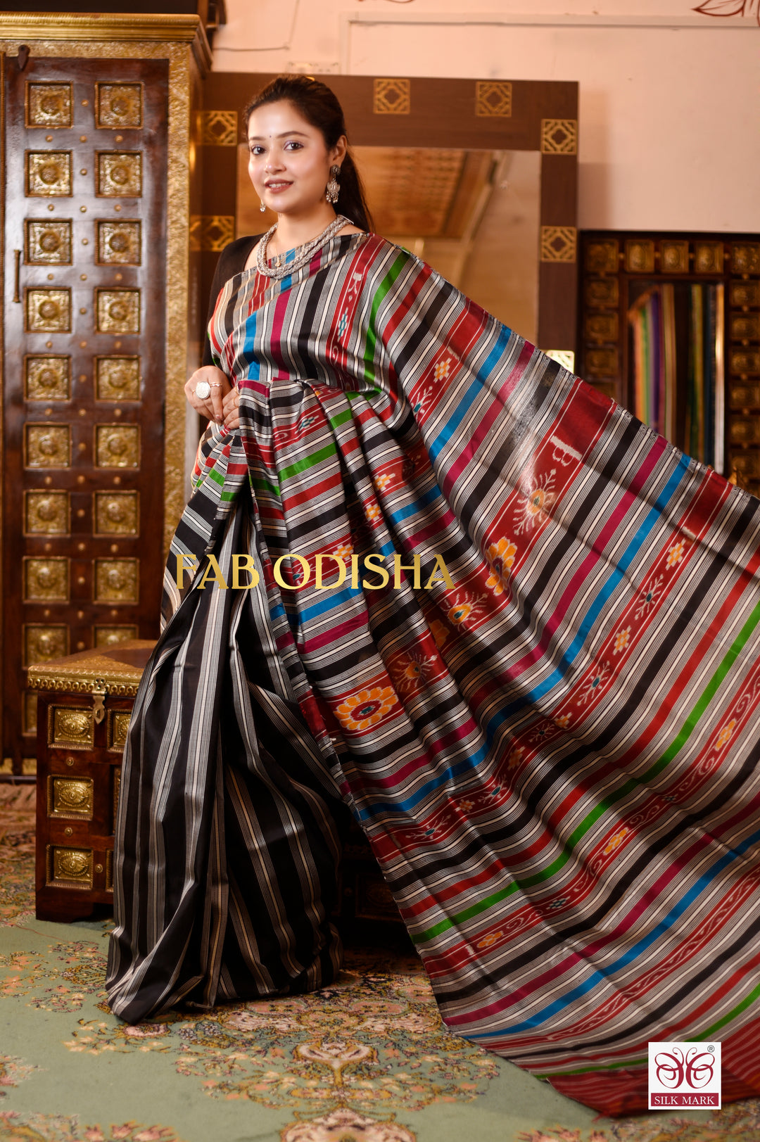 VEDA VELVET EXCLUSIVE BERHAMPURI DOUBLE AANCHAL PURE SILK PATTA SAREE