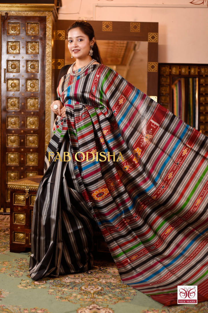 VEDA VELVET EXCLUSIVE BERHAMPURI DOUBLE AANCHAL PURE SILK PATTA SAREE