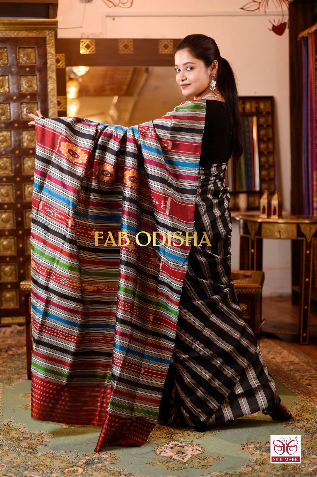 VEDA VELVET EXCLUSIVE BERHAMPURI DOUBLE AANCHAL PURE SILK PATTA SAREE