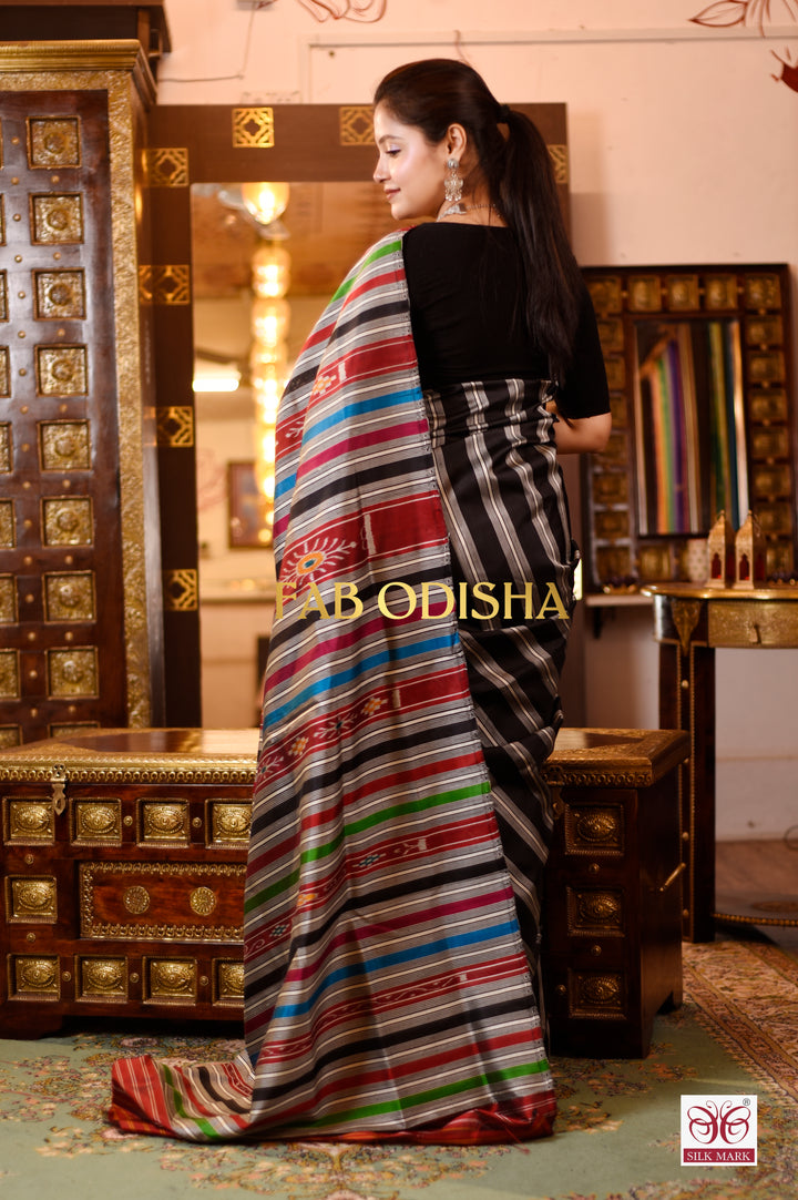 VEDA VELVET EXCLUSIVE BERHAMPURI DOUBLE AANCHAL PURE SILK PATTA SAREE