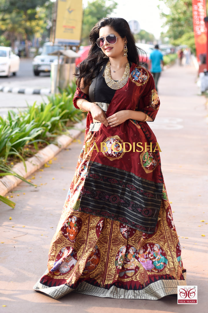 MAHARANI AURA HERITAGE EXCLUSIVE PATTACHITRA HANDLOOM LEHENGA