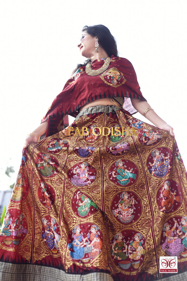 MAHARANI AURA HERITAGE EXCLUSIVE PATTACHITRA HANDLOOM LEHENGA
