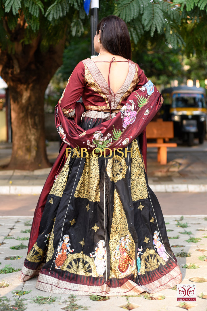 ODRA NITHYA HERITAGE EXCLUSIVE PATTACHITRA HANDLOOM LEHENGA