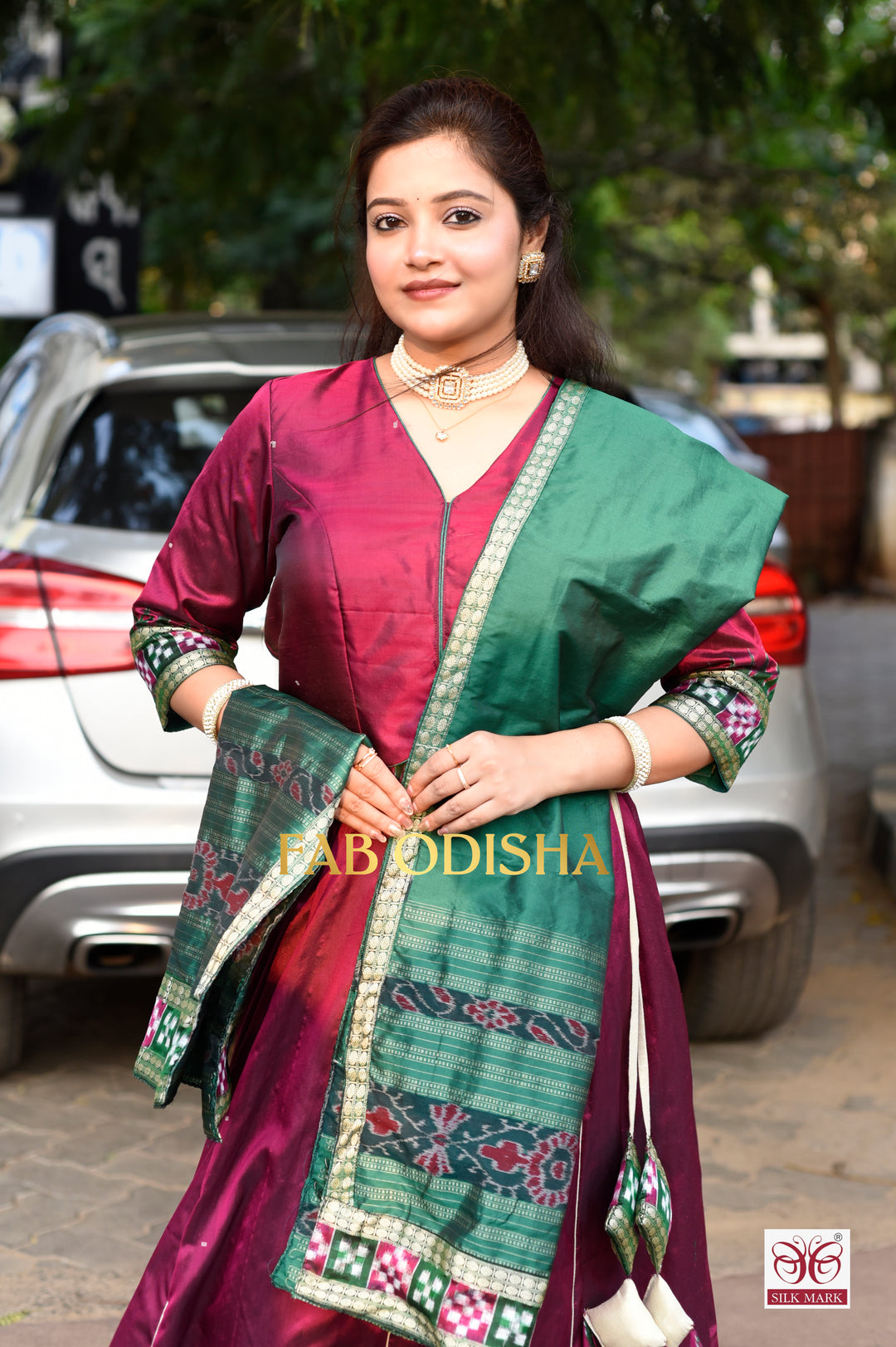 KIRAN KANYA HERITAGE EXCLUSIVE HANDLOOM LEHENGA