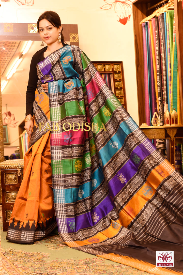 SVARNA LEKHA MYSTICAL BERHAMPURI HANDLOOM DOUBLE AANCHAL PURE SILK PATTA SAREE