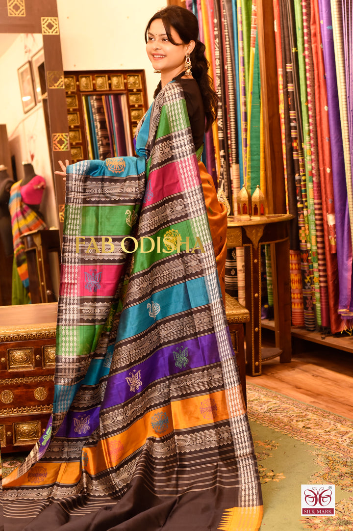 SVARNA LEKHA MYSTICAL BERHAMPURI HANDLOOM DOUBLE AANCHAL PURE SILK PATTA SAREE
