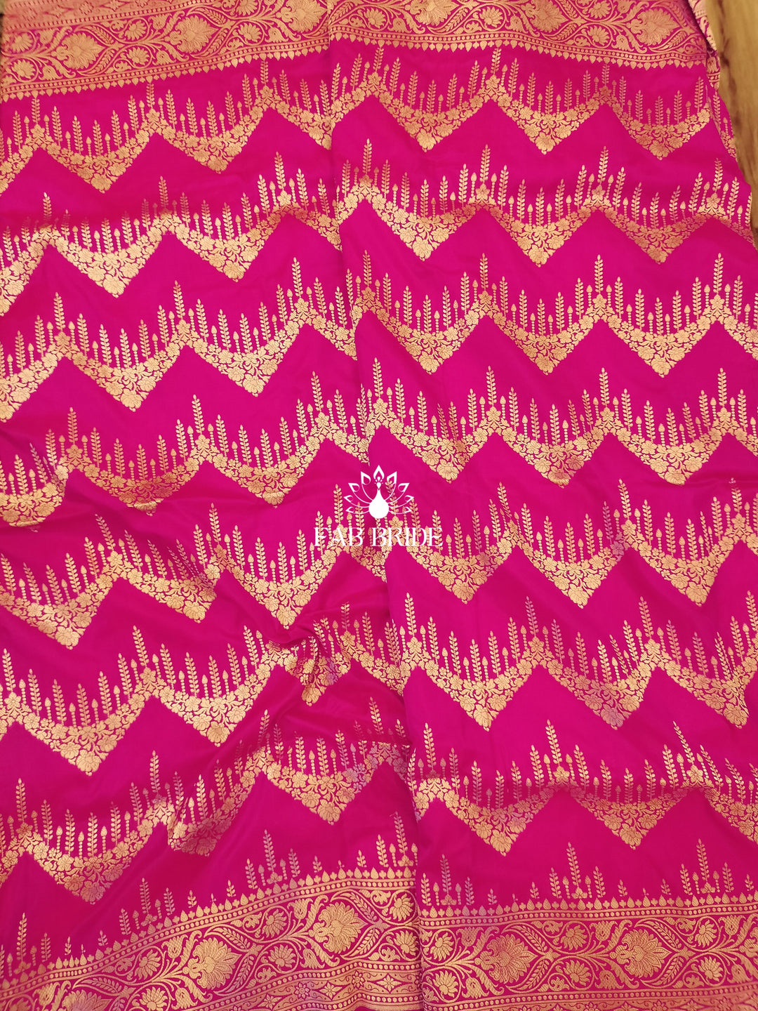 ”RAJRANI HAAR" SONA-RUPA ZARI PURE SILK BANARASI SAREE