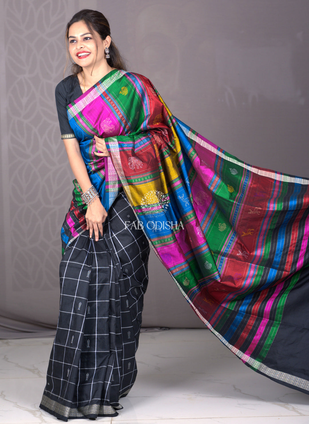 "RANG MAHAL" HERITAGE BLACK CHECKERED MATSHYA BUTI DOUBLE ANCHAL BERHAMPURI PATTA SAREE
