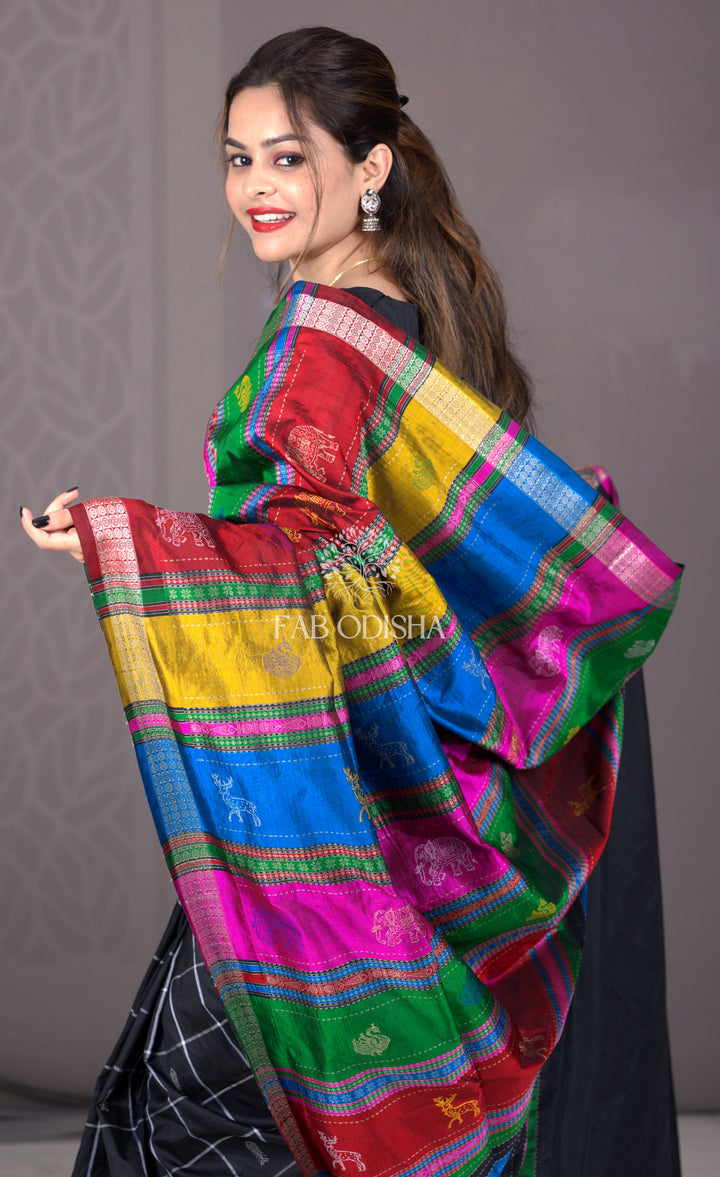 "RANG MAHAL" HERITAGE BLACK CHECKERED MATSHYA BUTI DOUBLE ANCHAL BERHAMPURI PATTA SAREE