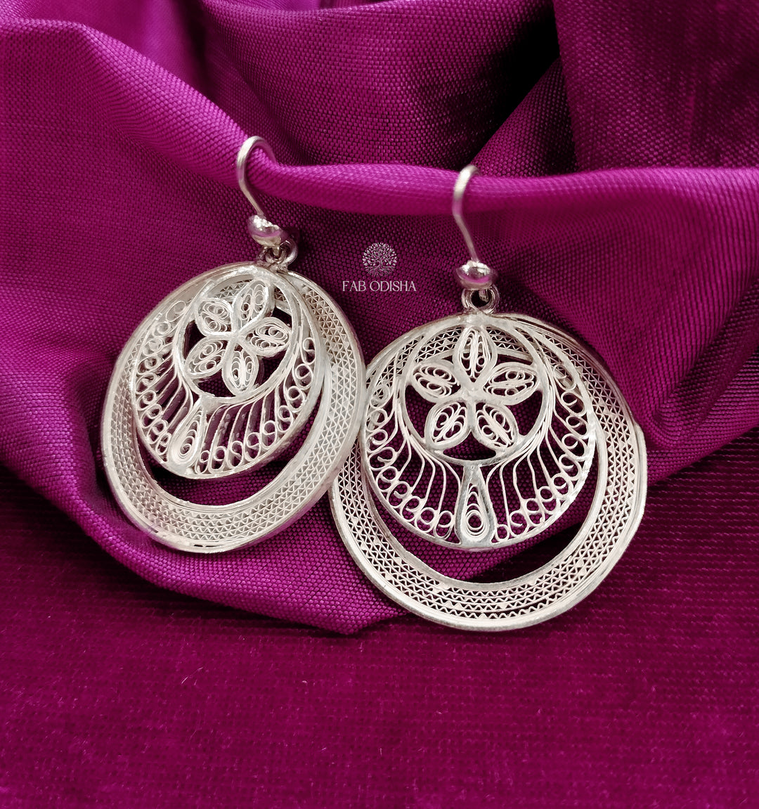 "ENCIRCLED BLOOMS" SLIDING FILIGREE CIRCLE EARRINGS