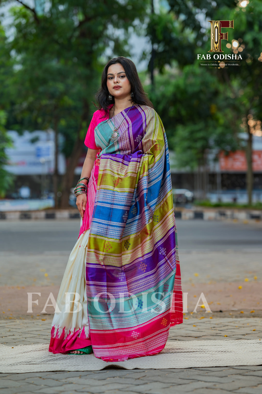 JANHA PARI BERHAMPURI DOUBLE AANCHAL PURE SILK PATTA SAREE