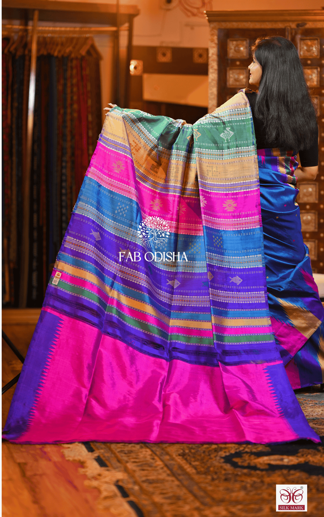 KRISHNA KANYA MULTI KUMBHA BERHAMPURI DOUBLE AANCHAL PURE SILK PATTA SAREE
