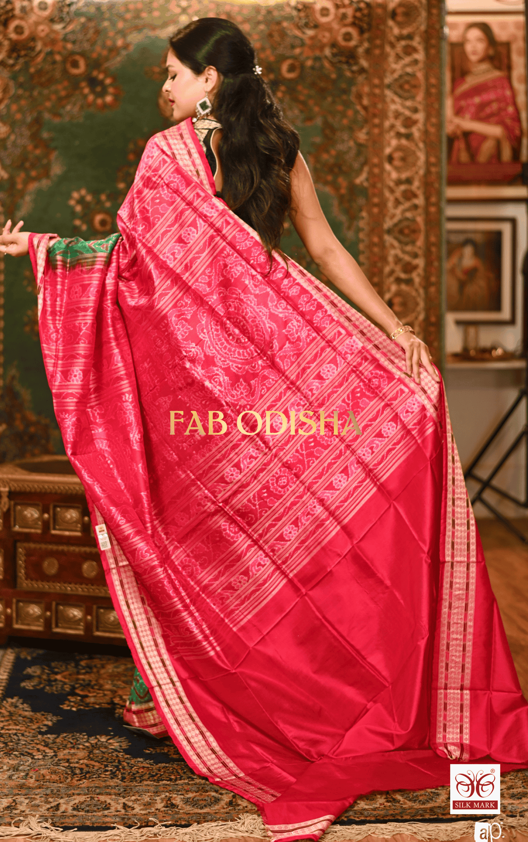 MADHUBALA LUXE SYMPHONY EXCLUSIVE SAMBALPURI PURE HANDLOOM SILK SAREE