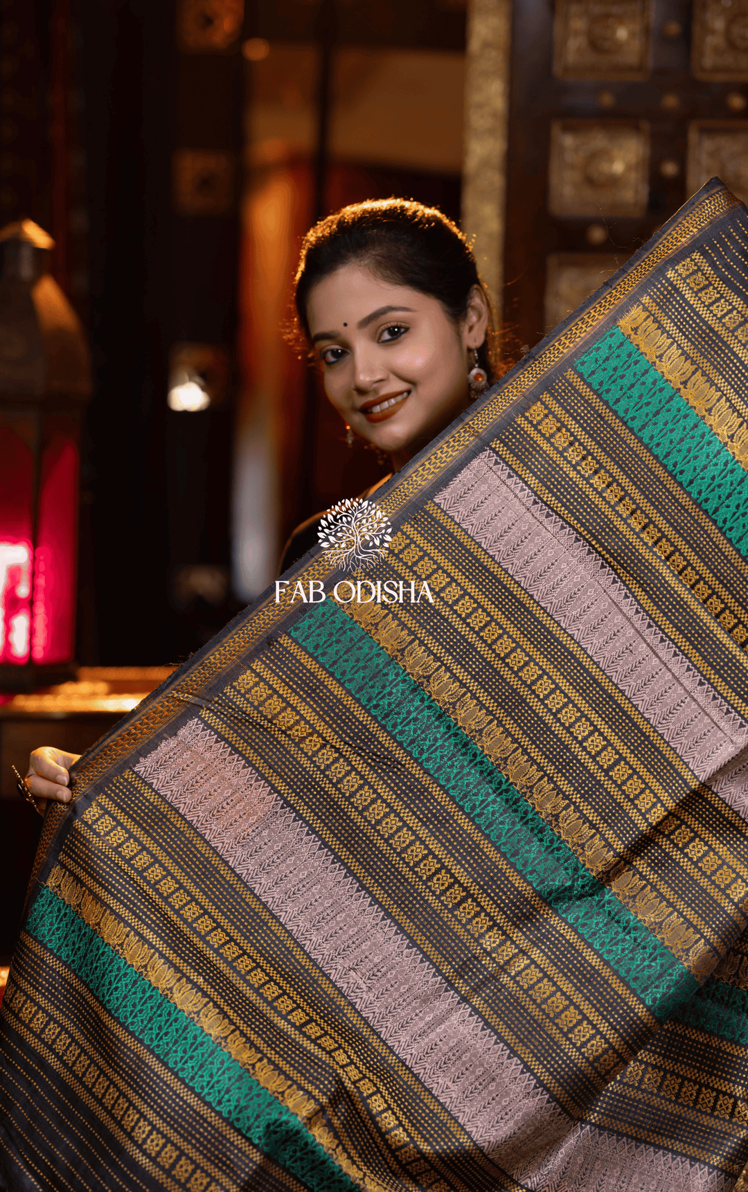 ETERNAL ECLAT SHATIKA LUXURIOUS SUPER FINE TUSSAR SILK SAREE