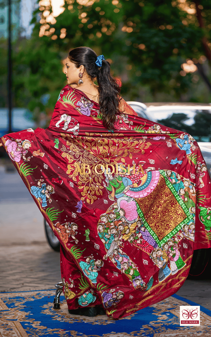 AIRAVAT KING OF ELEPAHANTS THEMED PATTACHITRA PURE SILK SAREE