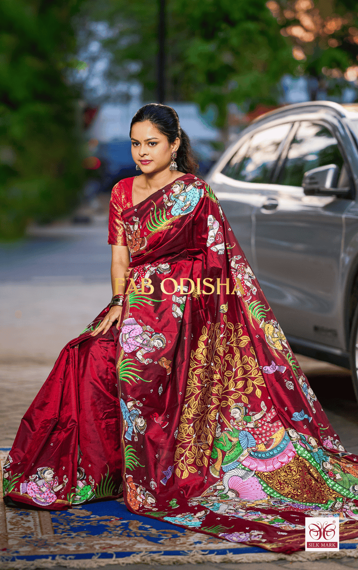 AIRAVAT KING OF ELEPAHANTS THEMED PATTACHITRA PURE SILK SAREE