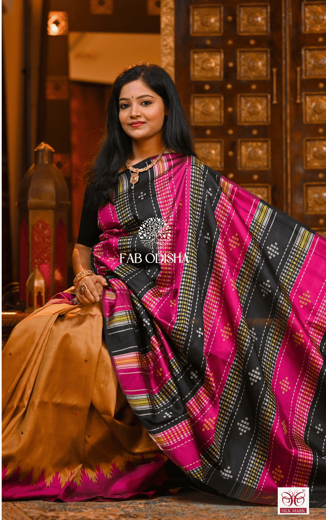 AMBA AMBAR BERHAMPURI DOUBLE AANCHAL PURE SILK PATTA SAREE