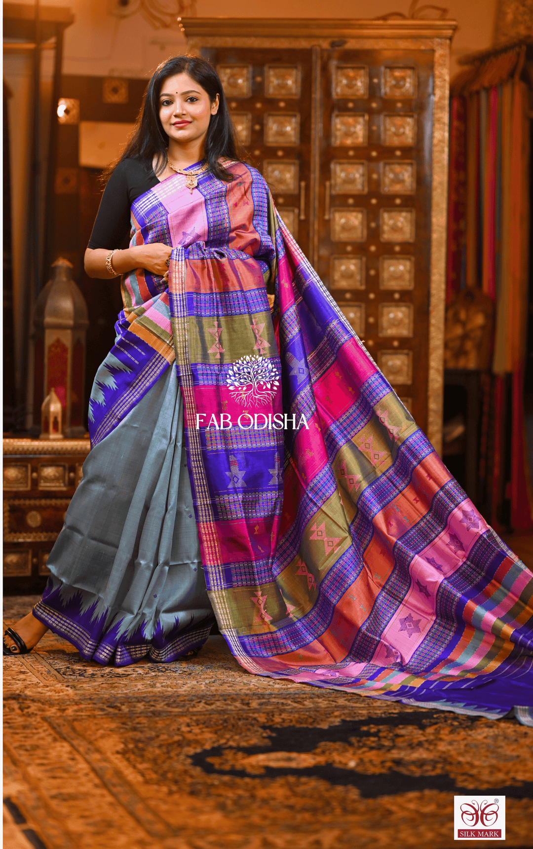 NAKSHTRA NARI BERHAMPURI DOUBLE AANCHAL PURE SILK PATTA SAREE