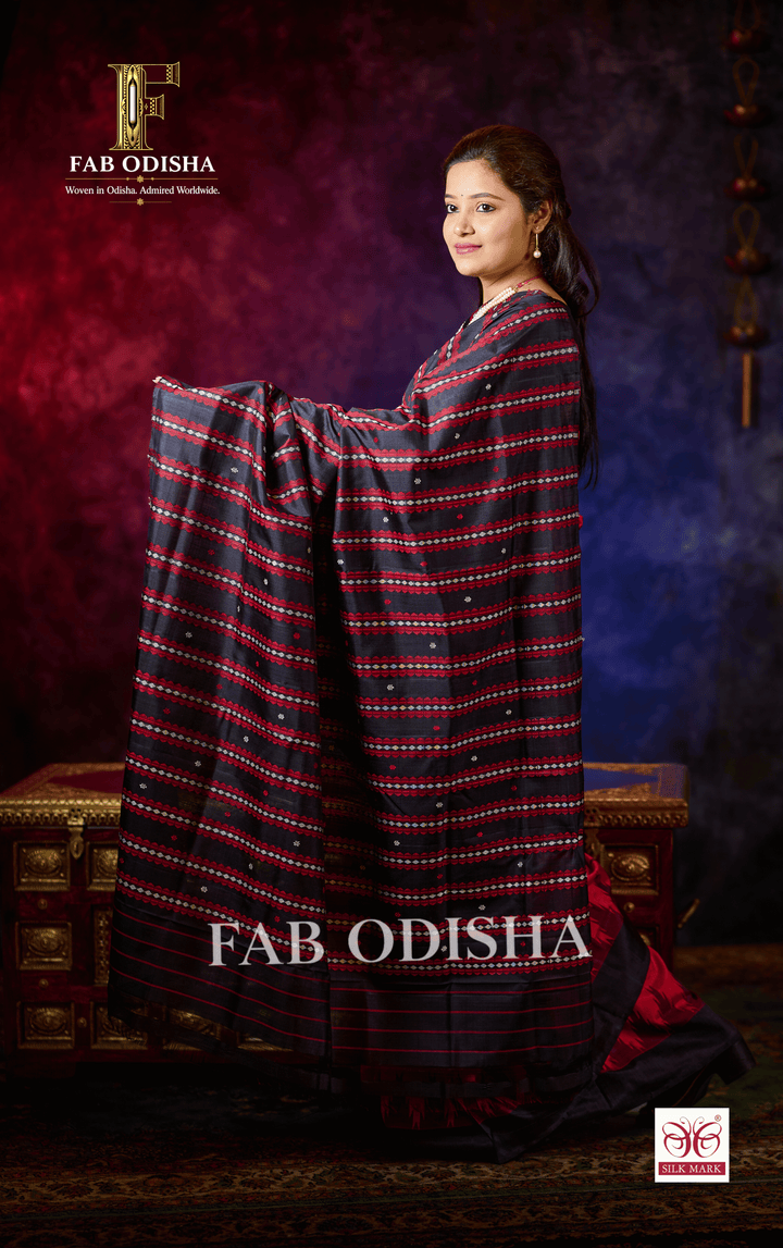 RUBY ROYALE BERHAMPURI HANDLOOM DOUBLE AANCHAL PURE SILK PATTA SAREE