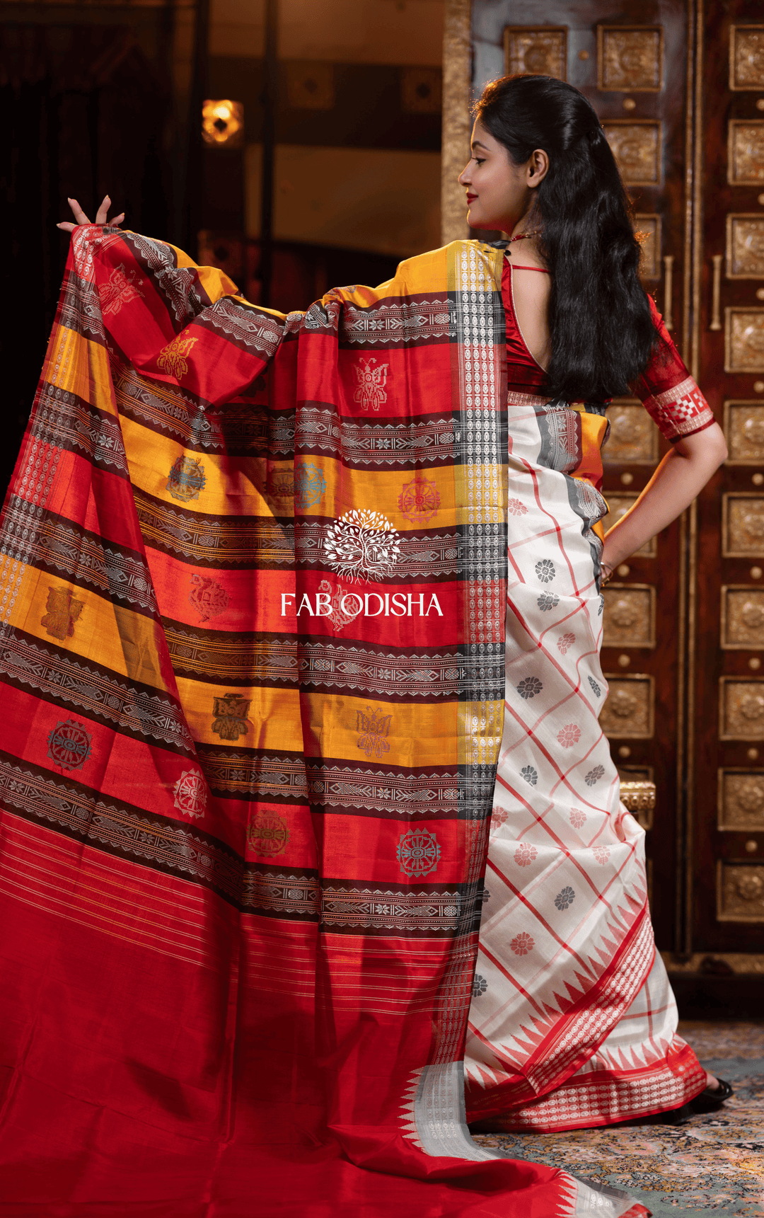 MADHUBALA SYMPHONY BERHAMPURI DOUBLE AANCHAL PURE SILK PATTA SAREE