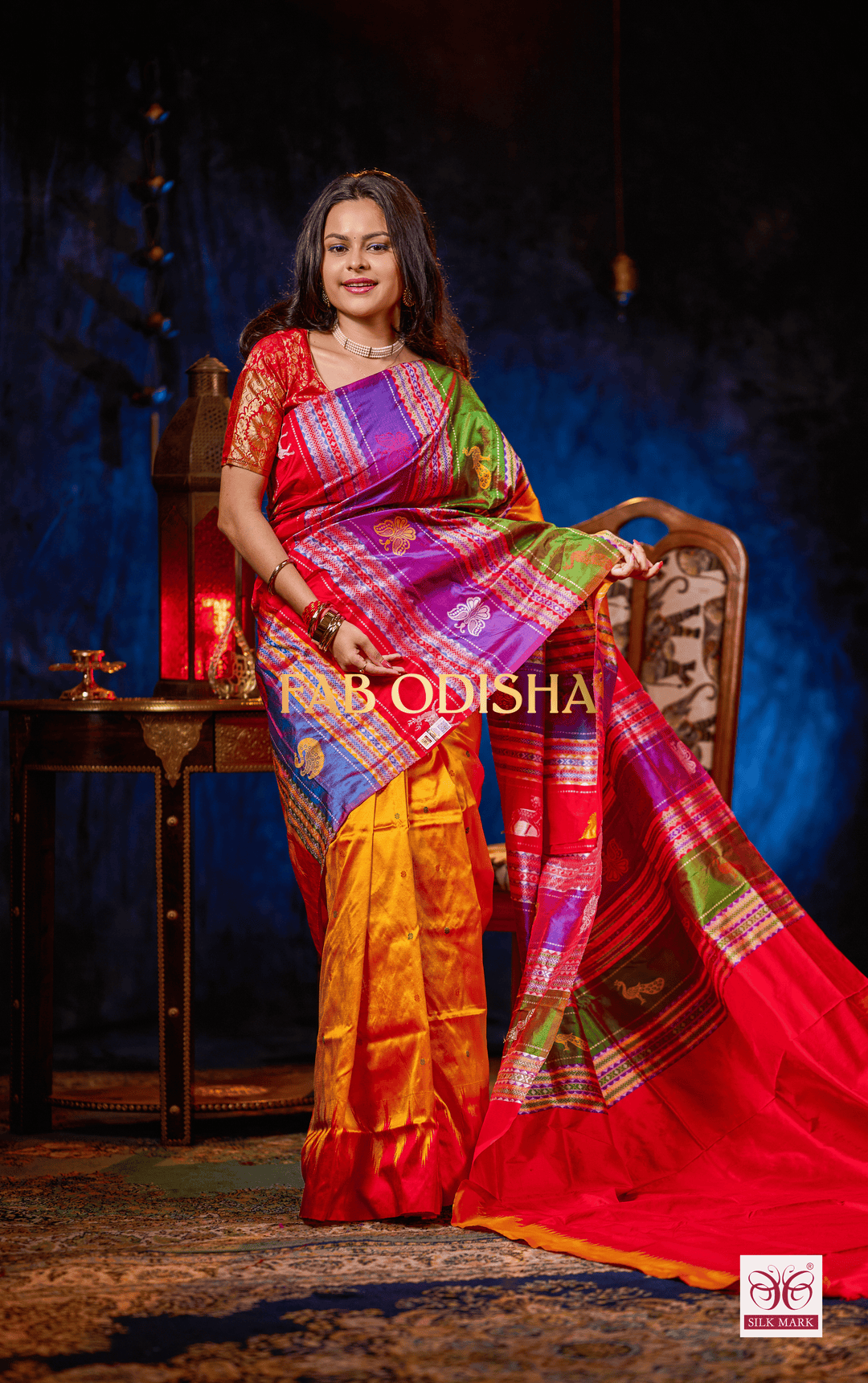 EXCLUSIVE MYSTIC BRIDAL RESPLENDENT DOUBLE ANCHAL BERHAMPURI PATTA SAREE