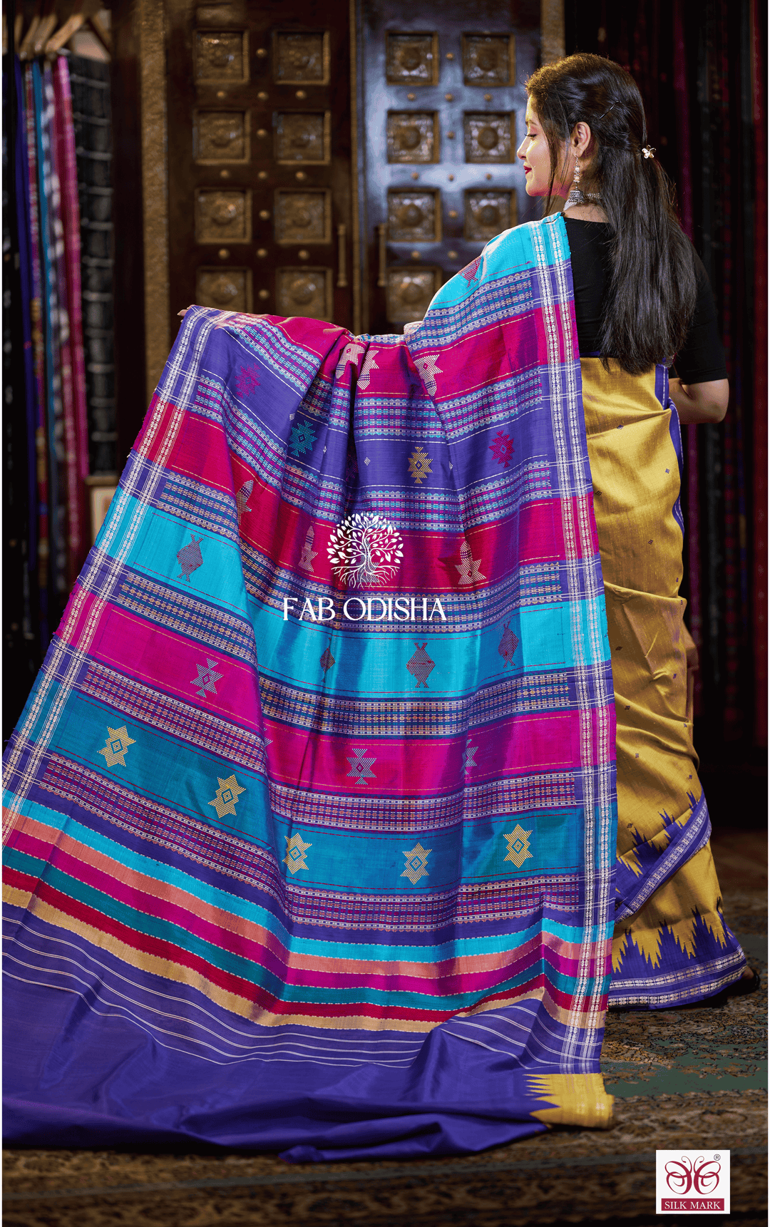 PARAM SUNDARI BERHAMPURI DOUBLE AANCHAL PURE SILK PATTA SAREE