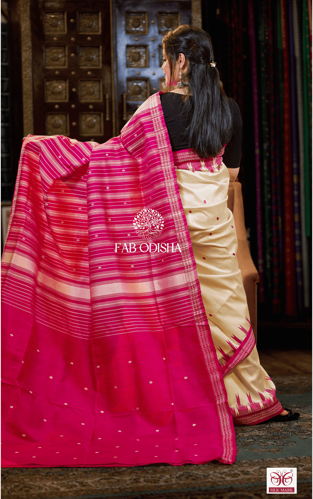 MAYADEVI AURA BERHAMPURI DOUBLE AANCHAL PURE SILK PATTA SAREE