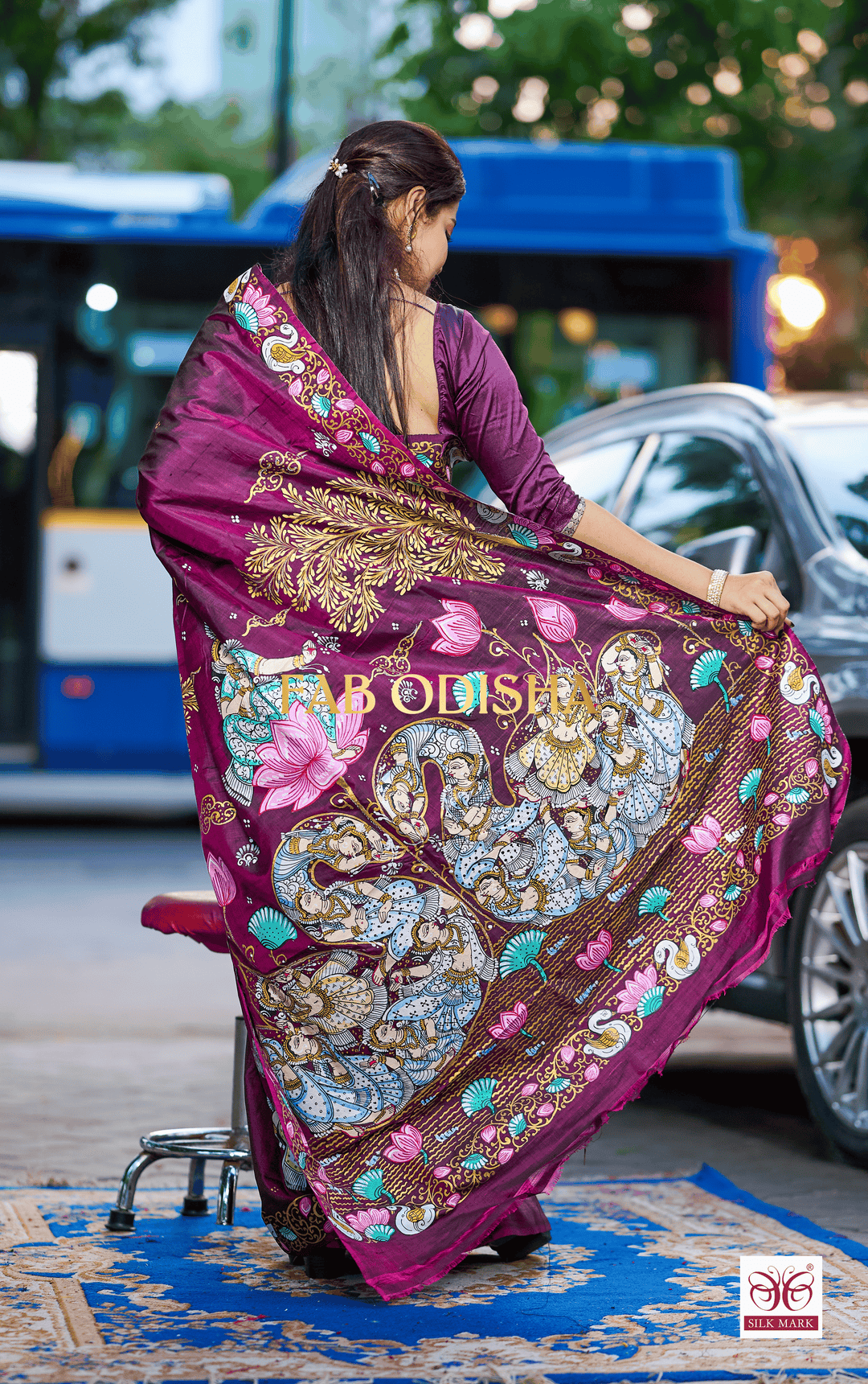 HANSA WINE-VIOLET COLOUR PATTACHITRA SILK HANDLOOM SAREE