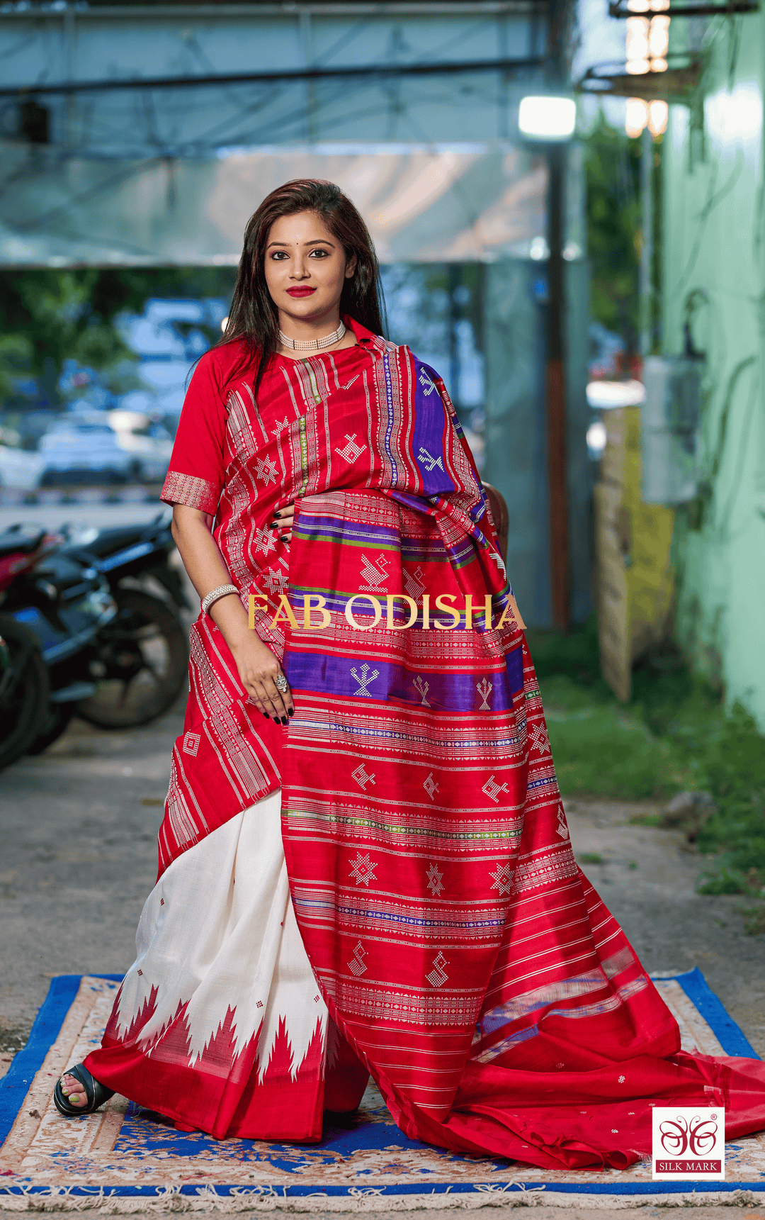KUMAR PURNIMA BERHAMPURI DOUBLE AANCHAL HANDLOOM PURE SILK PATTA SAREE