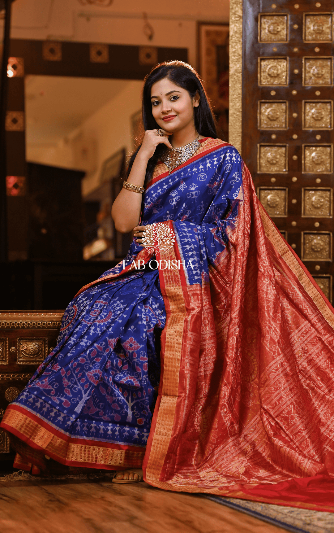 DIVYANSHI AKASHA SAMBALPURI HANDLOOM TISSUE AANCHAL PURE SILK SAREE