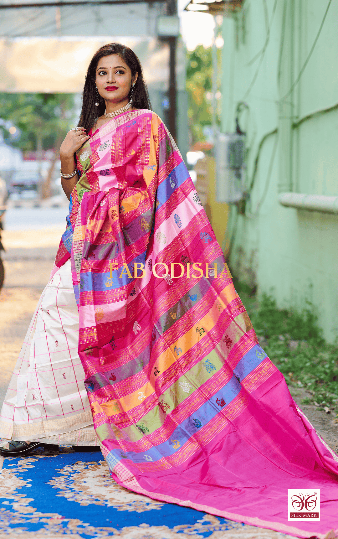NAYANTARA LOOMS BERHAMPURI DOUBLE AANCHAL PURE SILK PATTA SAREE