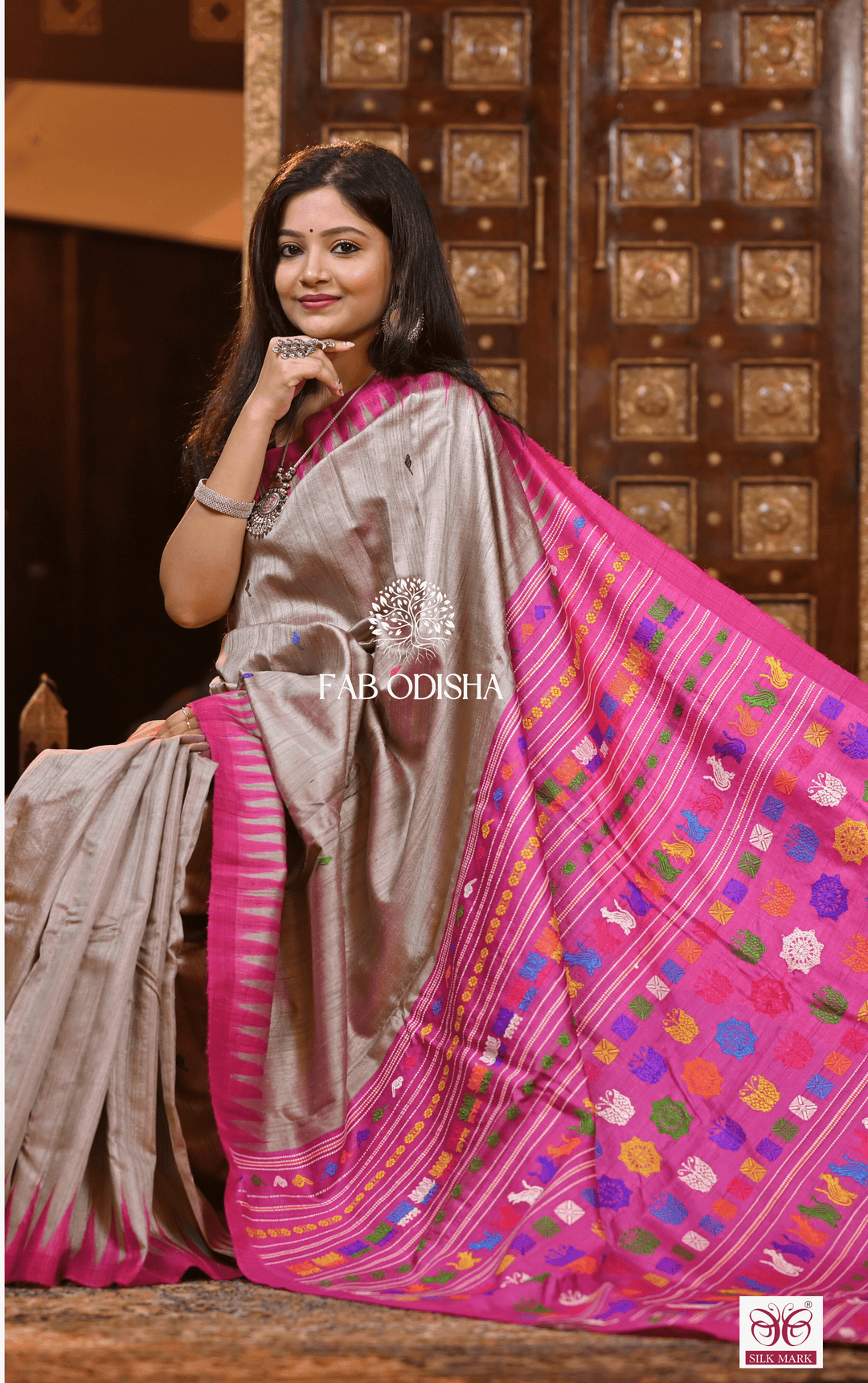 RIWAAZ ETHEREAL ELEGANCE DESIGNER SUPER FINE TUSSAR SILK SAREE