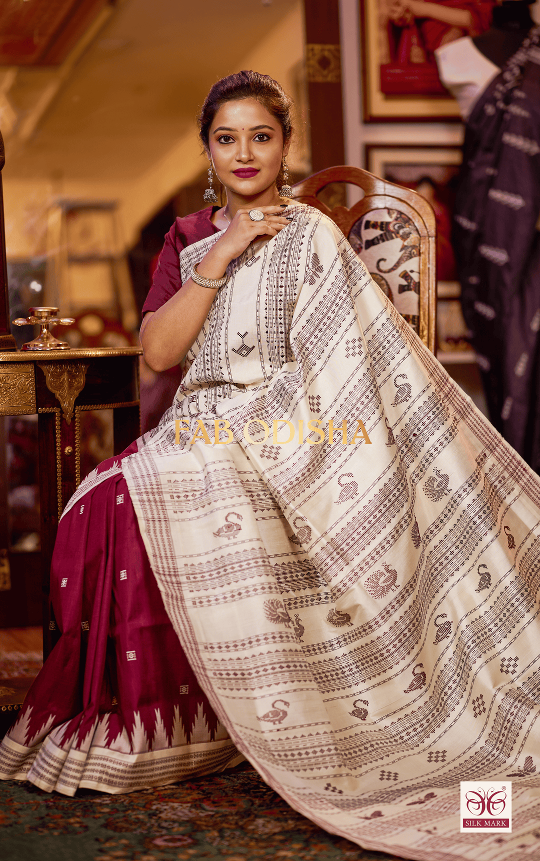 RITAMBARI BERHAMPURI HANDLOOM DOUBLE PALLU PURE SILK PATTA SAREE
