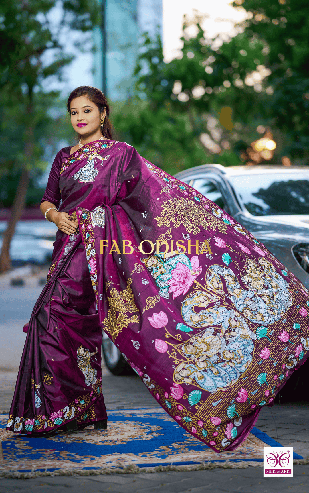 HANSA WINE-VIOLET COLOUR PATTACHITRA SILK HANDLOOM SAREE