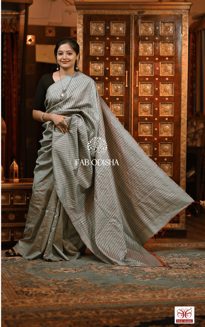 DIVASTREE DRAPE DELIGHT DESIGNER FINE TUSSAR SILK SAREE