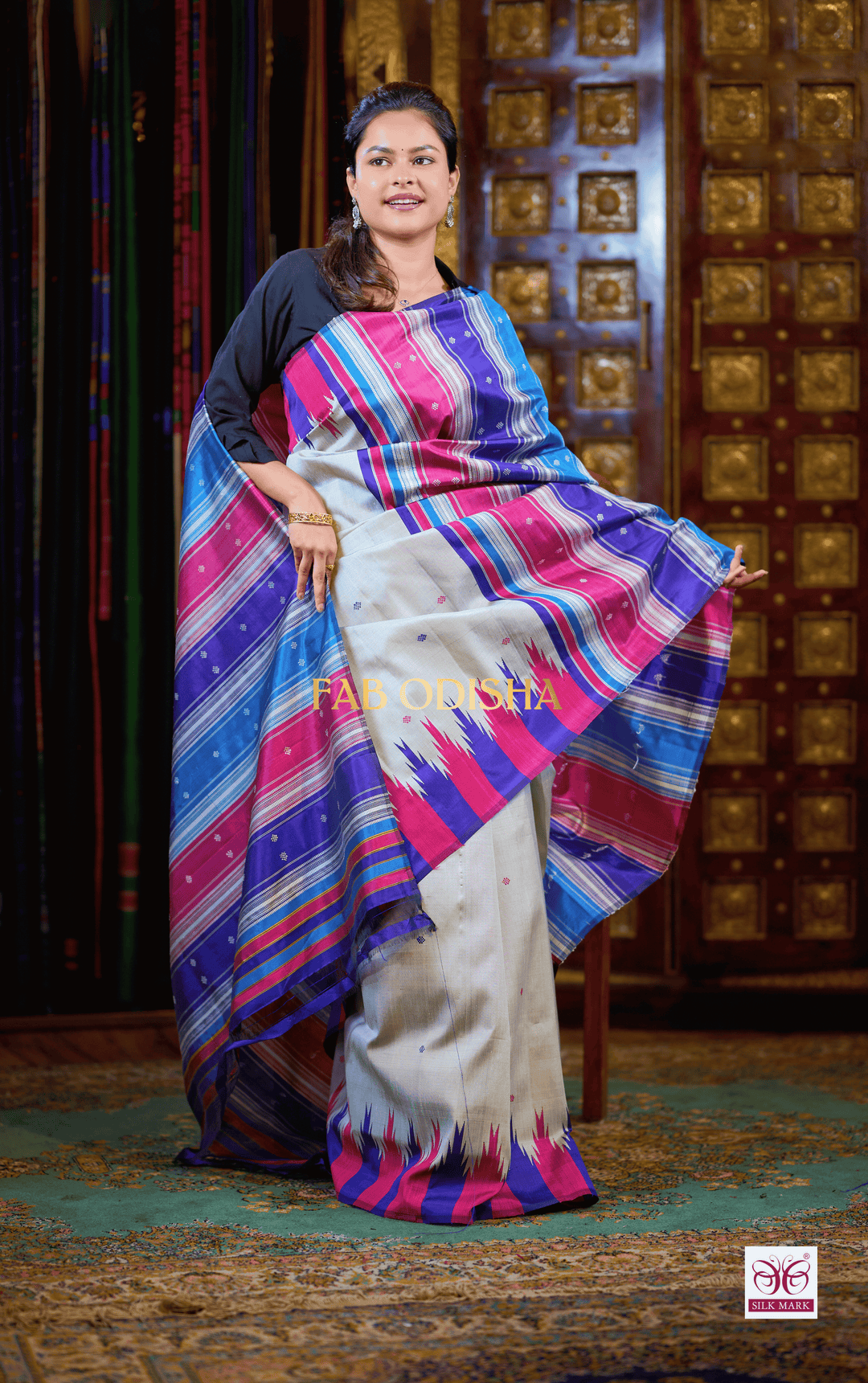 VASTRAMAYA BERHAMPURI DOUBLE AANCHAL PURE SILK PATTA SAREE