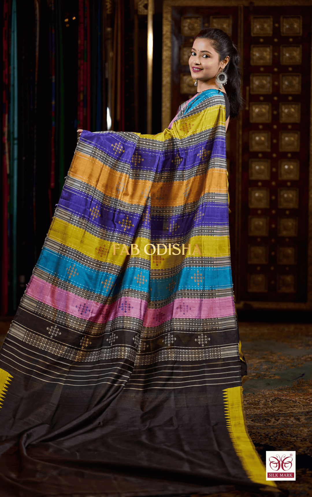 KANAK COUTURE BERHAMPURI DOUBLE AANCHAL PURE SILK PATTA SAREE