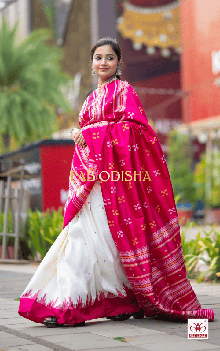 AMULYA PRISTINE EXCLUSIVE BERHAMPURI DOUBLE AANCHAL PURE SILK PATTA SAREE