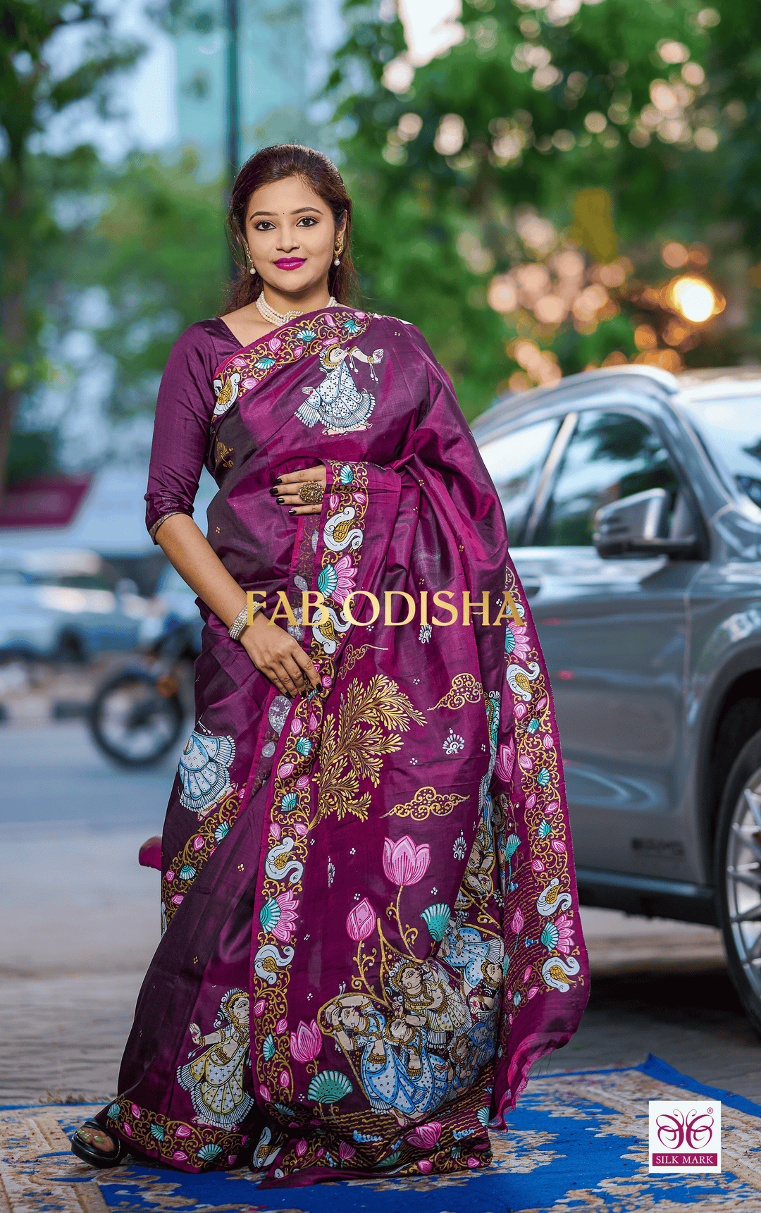 HANSA WINE-VIOLET COLOUR PATTACHITRA SILK HANDLOOM SAREE