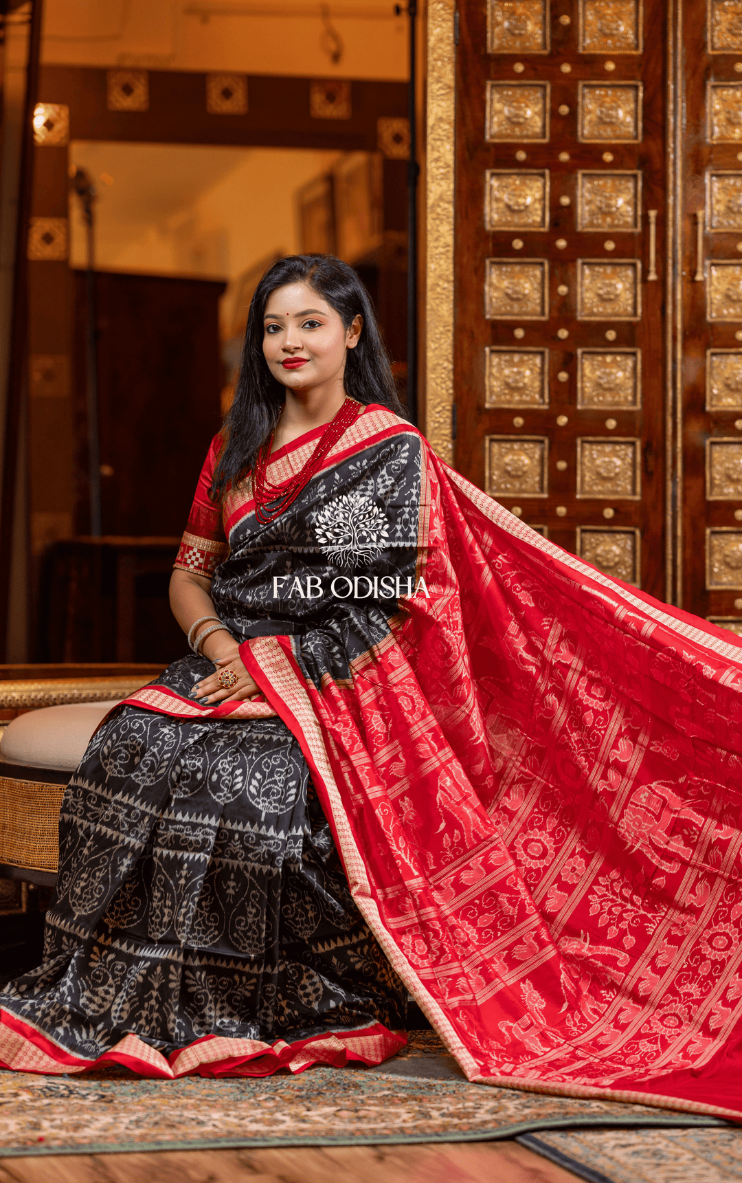 ARANYA RANI EXCLUSIVE BLACK PEEPAL MOTIF SAMBALPURI HANDLOOM PURE SILK SAREE