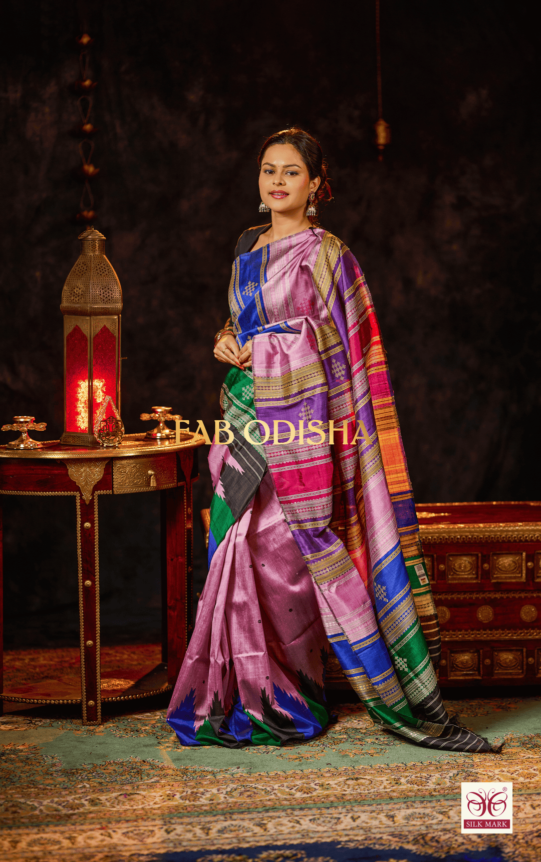 IKAYANA DOUBLE ANCHAL BERHAMPURI HANDLOOM SILK PATTA