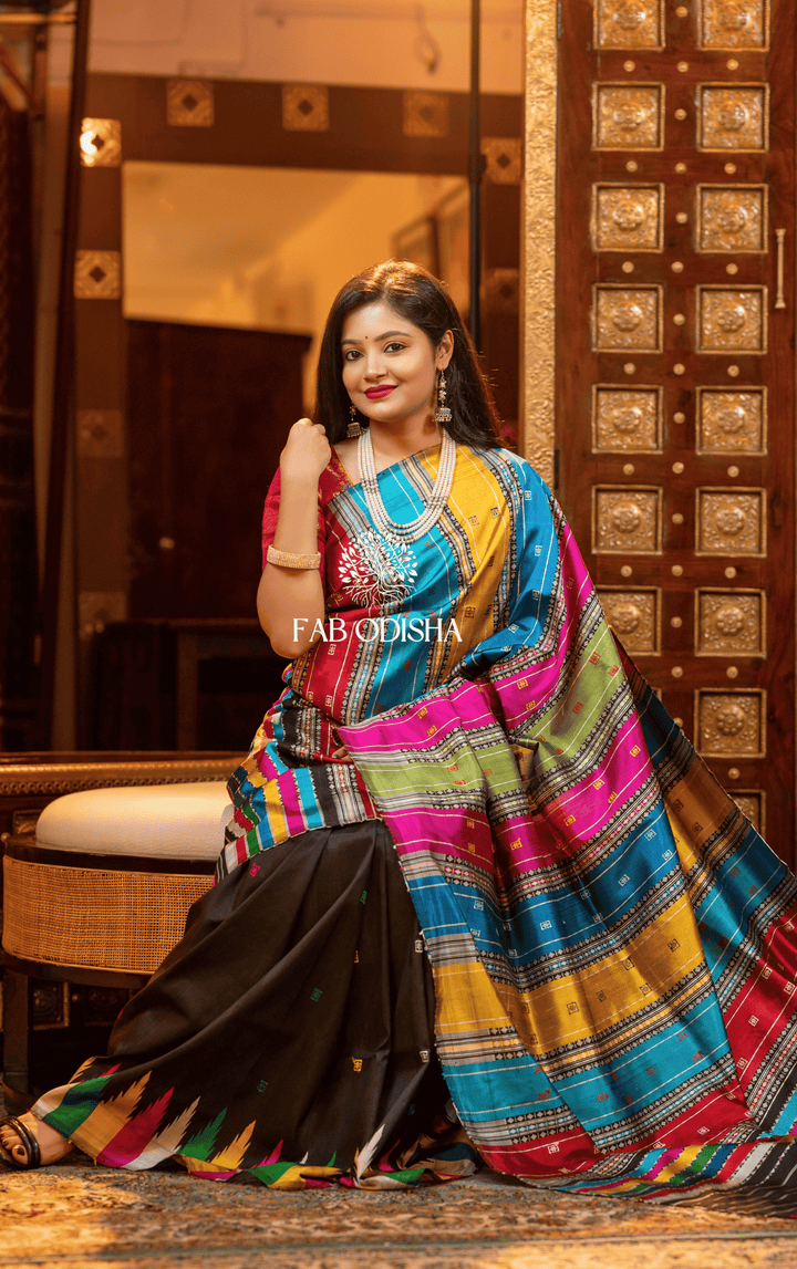 KARIGHAR PRATIBIMB BERHAMPURI DOUBLE AANCHAL PURE SILK PATTA SAREE