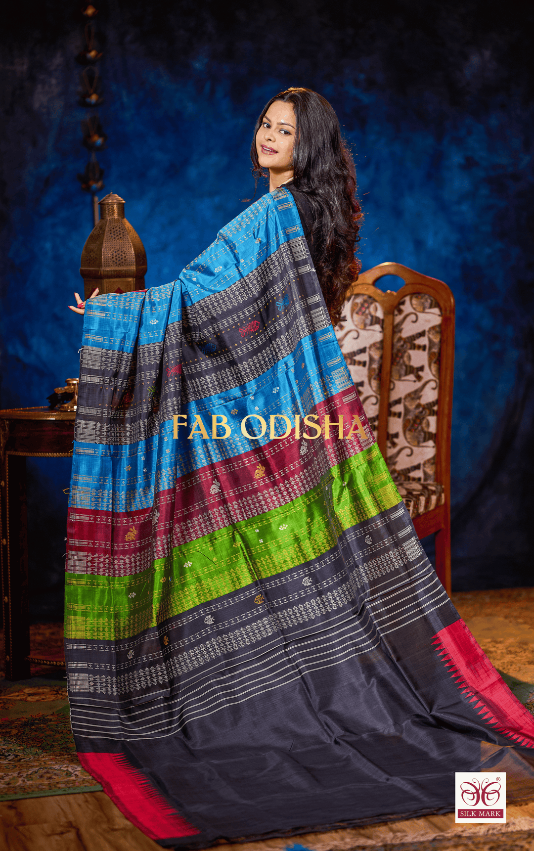 SUTRANGI ROYALE-DOUBLE AANCHAL MULTI KUMBHA PURE BERHAMPURI SILK PATTA SAREE