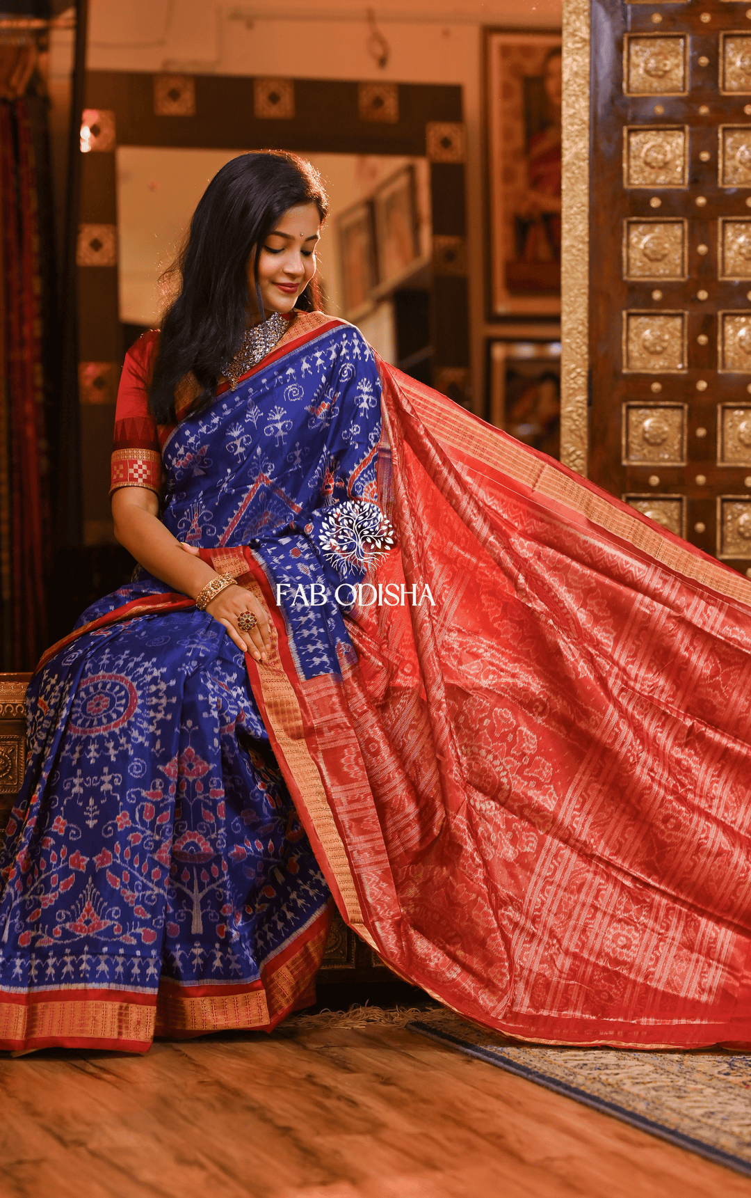 DIVYANSHI AKASHA SAMBALPURI HANDLOOM TISSUE AANCHAL PURE SILK SAREE
