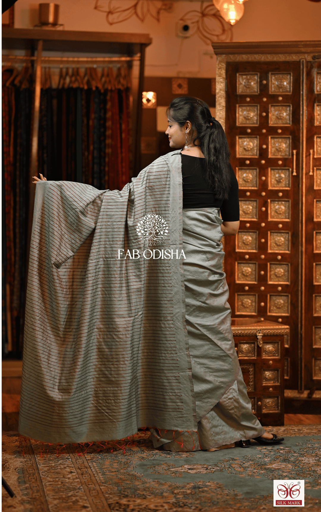 DIVASTREE DRAPE DELIGHT DESIGNER FINE TUSSAR SILK SAREE