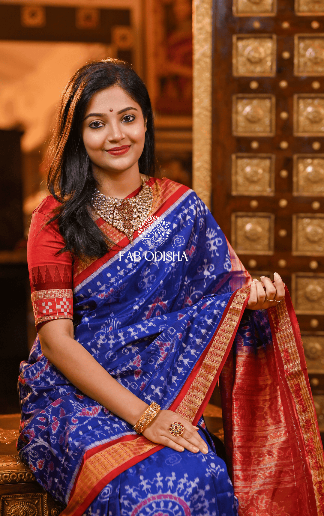 DIVYANSHI AKASHA SAMBALPURI HANDLOOM TISSUE AANCHAL PURE SILK SAREE